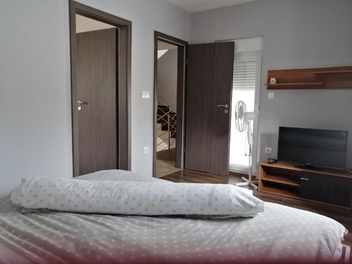 סבטי מרטין נה מורי Apartments Lapaz מראה חיצוני תמונה