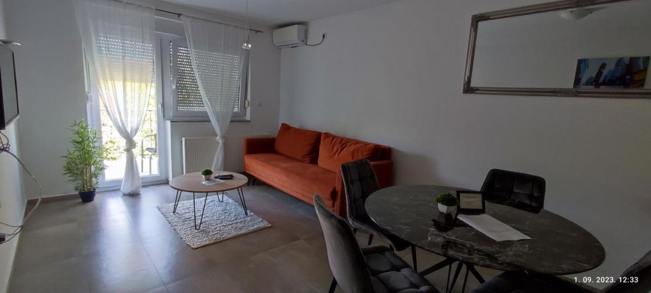 סבטי מרטין נה מורי Apartments Lapaz מראה חיצוני תמונה